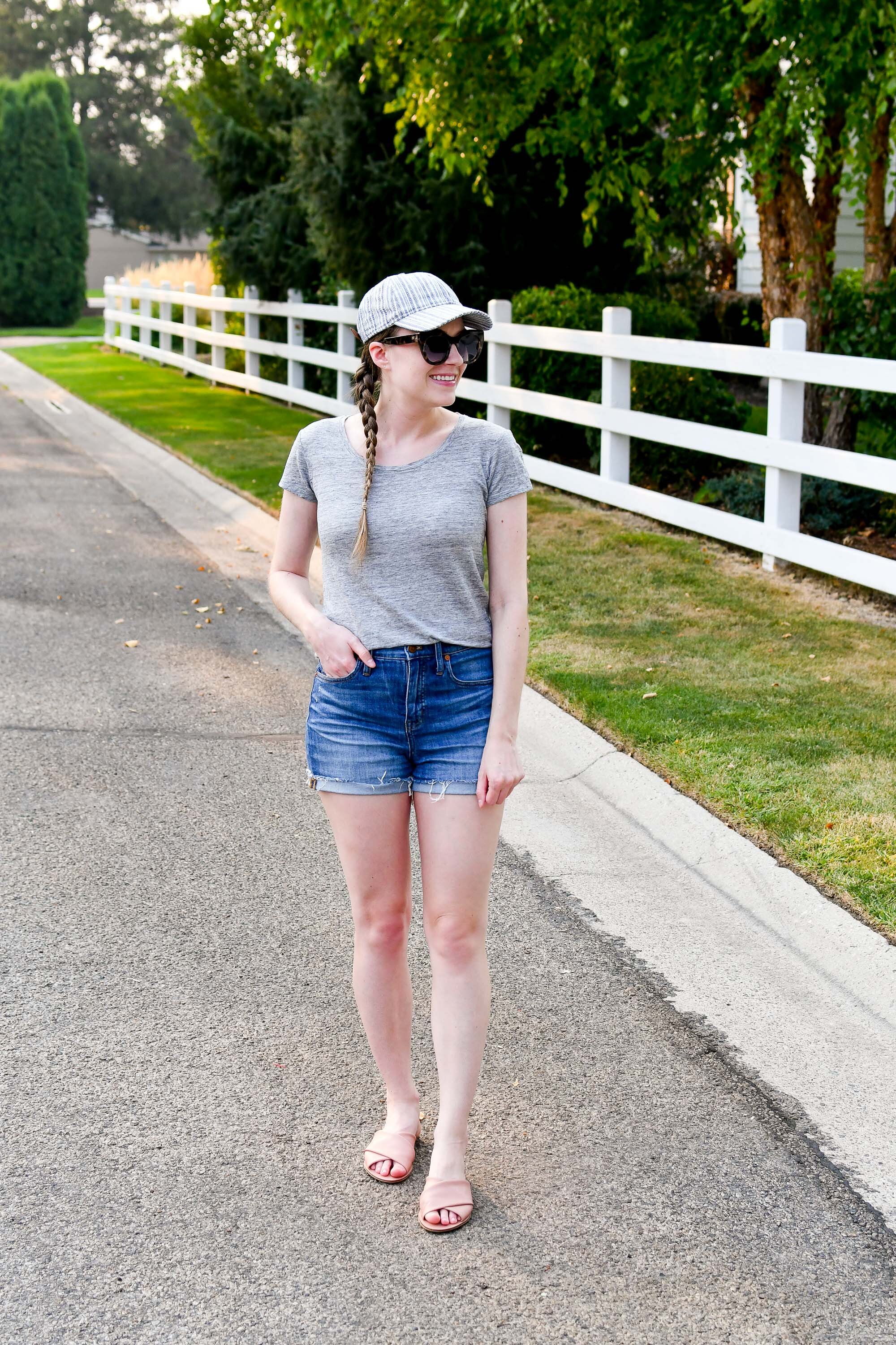 Everlane flip shop flops